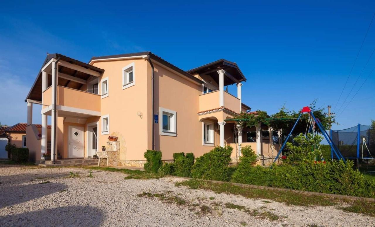 Spacious Apartment With Parking&Garden Marcana Экстерьер фото