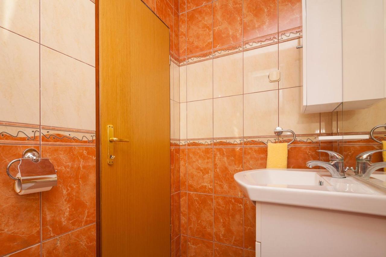 Spacious Apartment With Parking&Garden Marcana Экстерьер фото